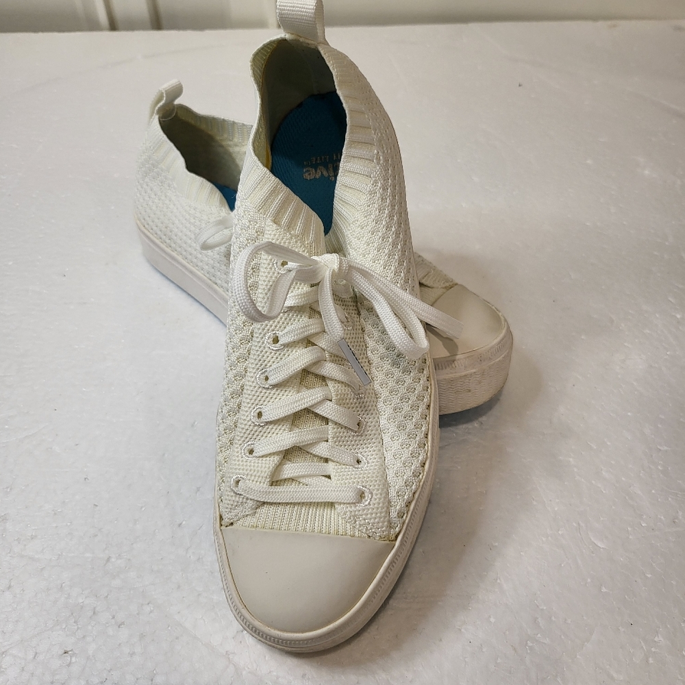 Native sneaker style shoe
